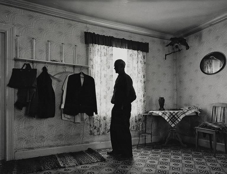 Sune Jonsson, "Metallarbetaren, jägaren, fiskaren Albert Eriksson, Nyåker, Nordmaling, 1956".