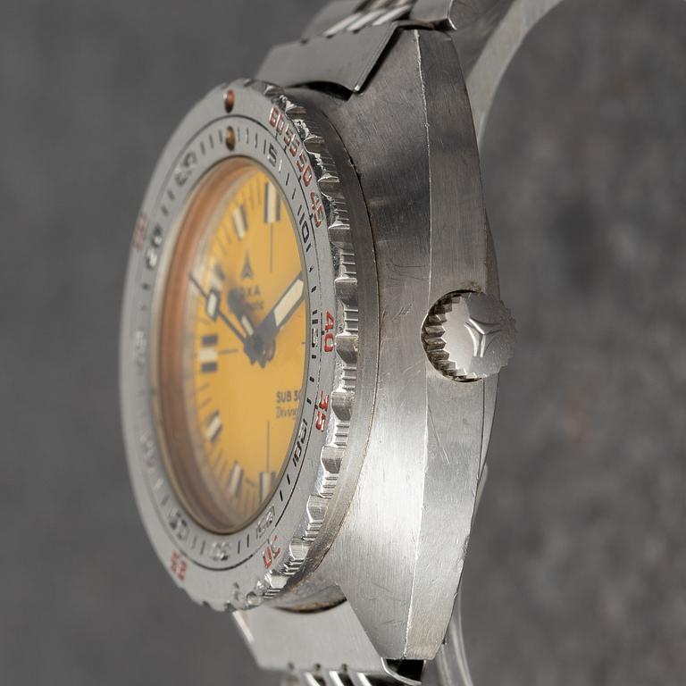 Doxa, by Synchron, SUB 300T, Divingstar, ca 1970.