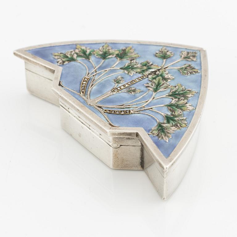 Dosa, silver, emalj och rosenslipade diamanter, kontrollmästarstämpel Ivan Lebedkin, C.E. Bolin, Moskva 1899-1908.