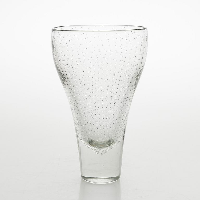 Gunnel Nyman, vas, modell "GN 12", signerad G. Nyman Nuutajärvi Notsjö -55.