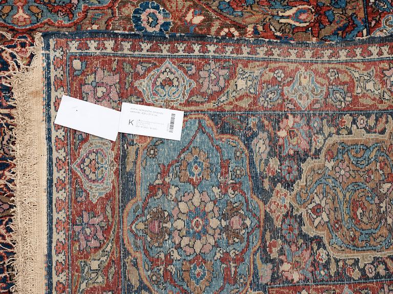 ANTIK/SEMIANTIK ISFAHAN sannolikt. 428 x 311,5 cm.