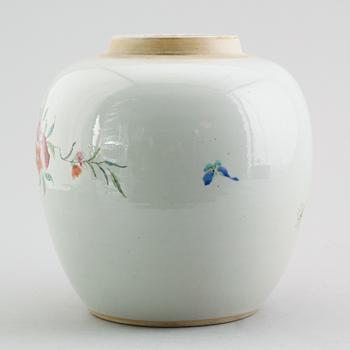 URNA, porslin, Kina, Qianlong (1736-1795).