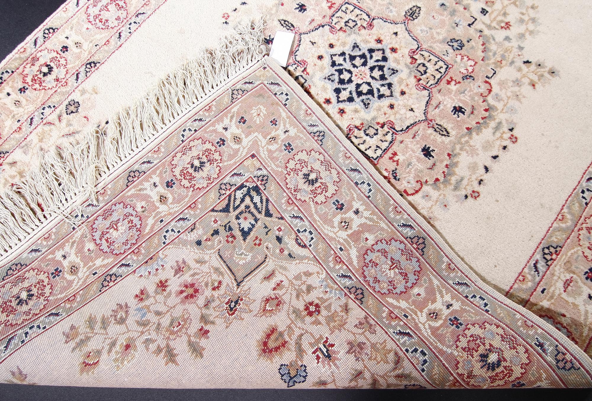 MATTA, orientalisk, ca 145x245.