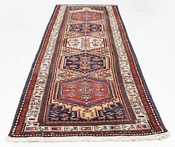 A Sarab gallery carpet, approx. 299 x 78 cm.