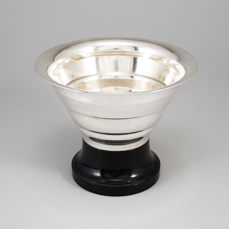 A silver bowl from GAB, Stockholm, 1931.