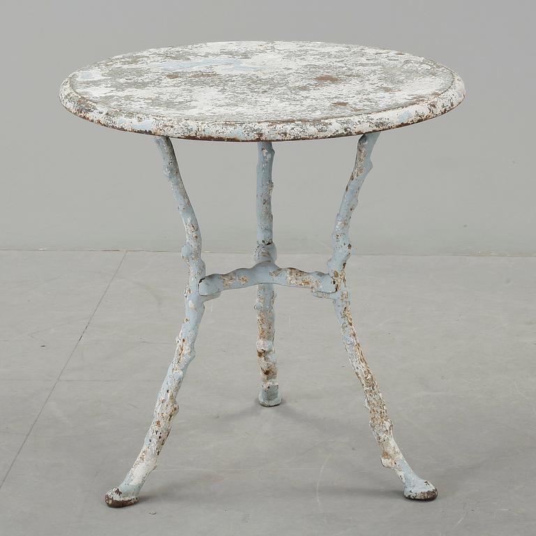 TRÄDGÅRDSBORD, gjutjärn, omkring 1900.