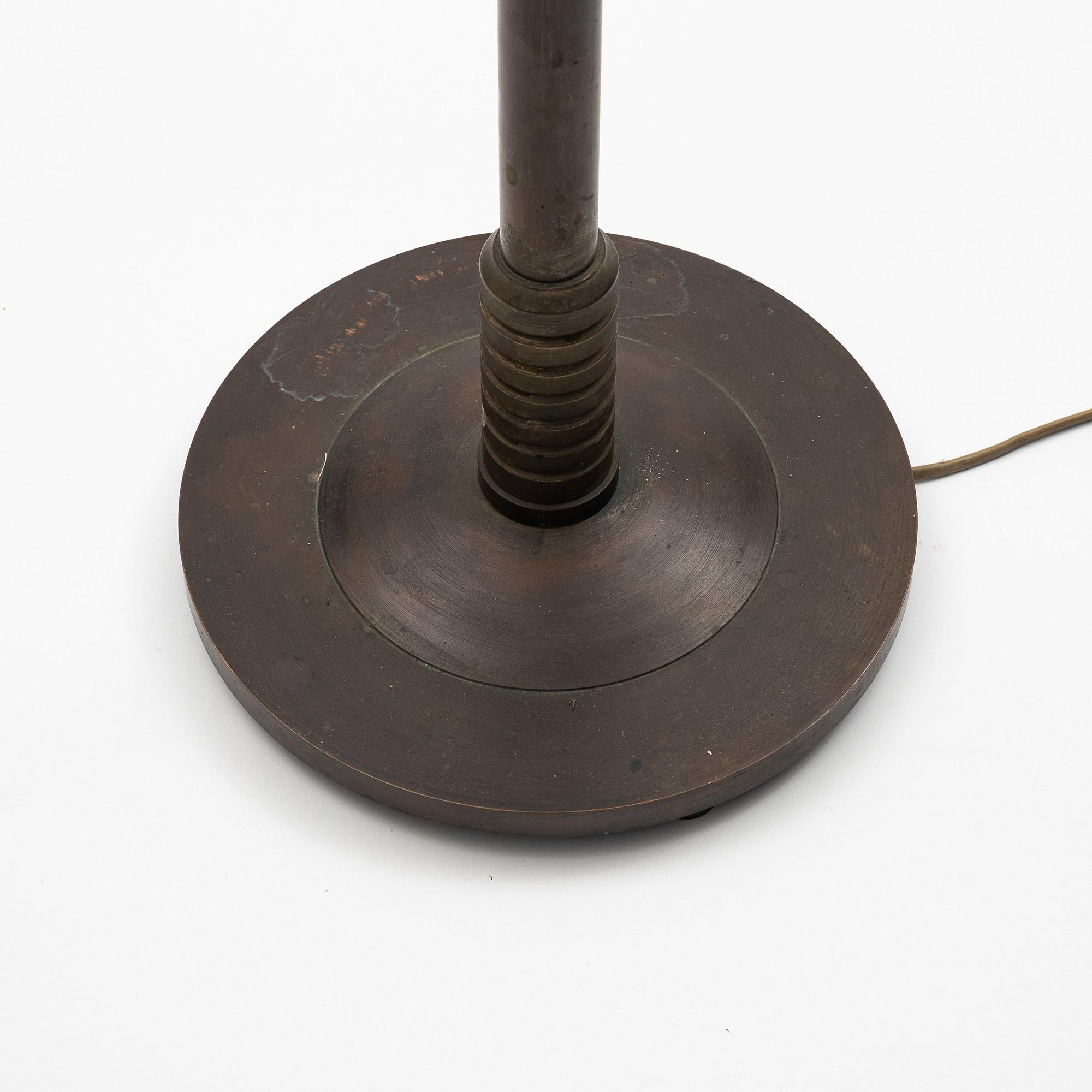 Poul Henningsen, golvlampa, "PH-80", Louis Poulsen, Danmark, 1900-talets mitt.