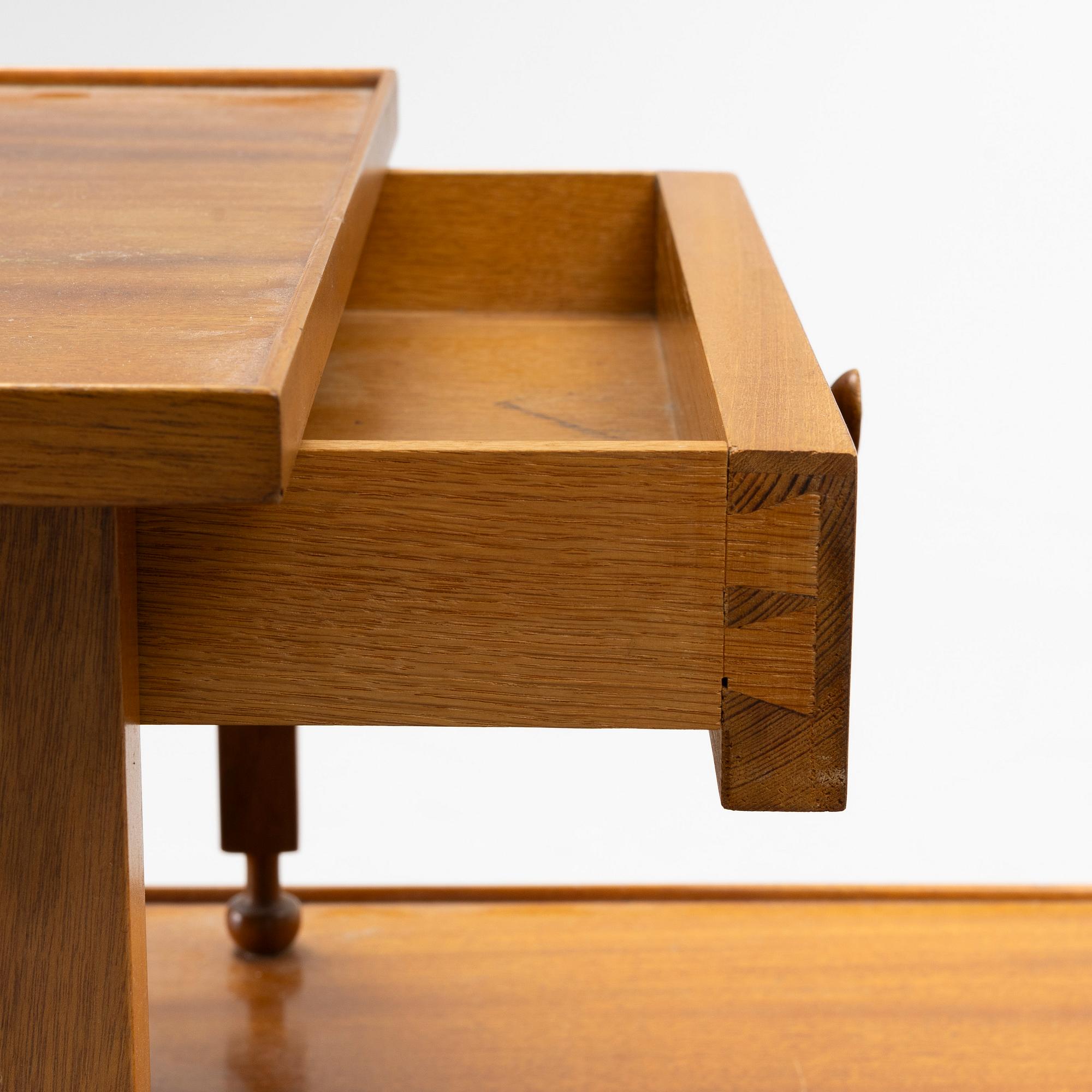 Josef Frank, a model 1073 side table, Svenskt Tenn.