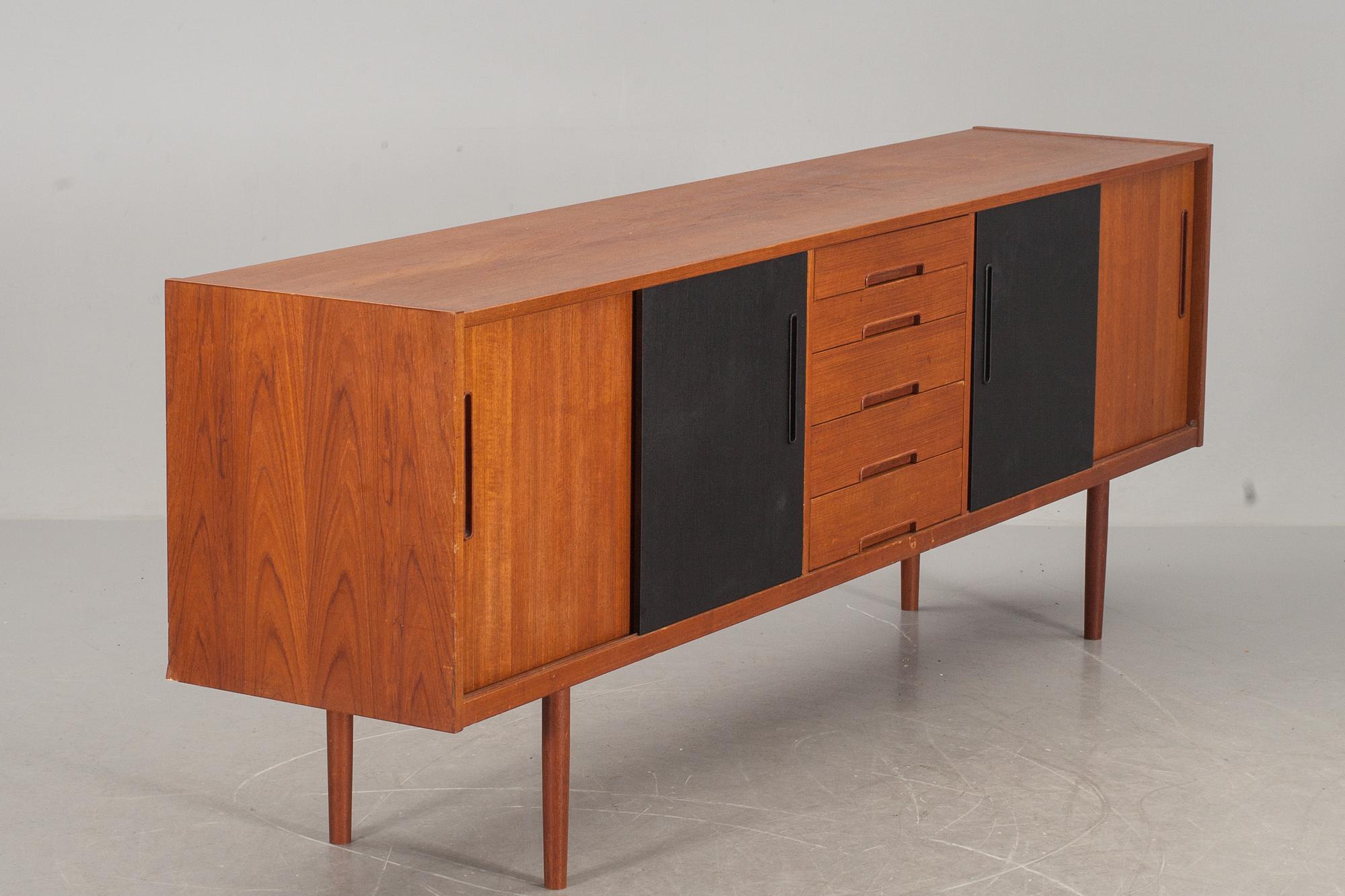 SIDEBOARD, "Gigant", Nils Jonsson, Troeds, 1950/60-tal.