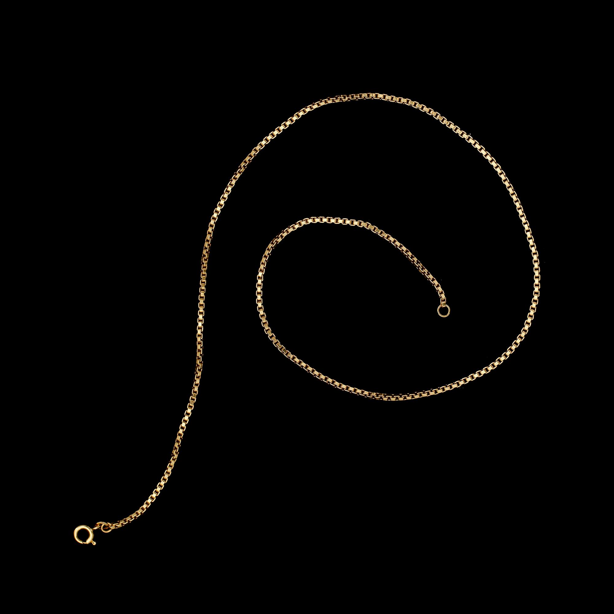 HALSKEDJA, 18 k guld, vikt ca 17 g.