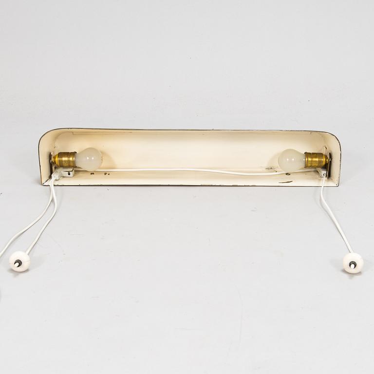 Paavo Tynell, A 1930s-40s wall lamp, Taito, Finland.