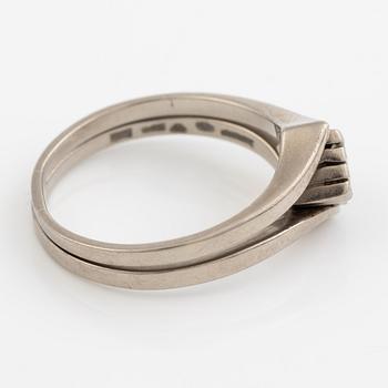 Rings, two pieces, 18K white gold with small eight-cut diamonds.