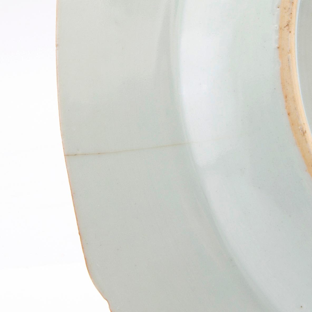 Plates/shallow bowls, 4 pcs, China, 18th century, porcelain.