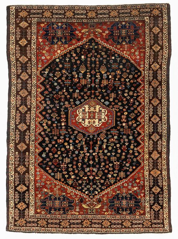 An antique/semi-antique Abadeh, ca 180 x 129 cm.