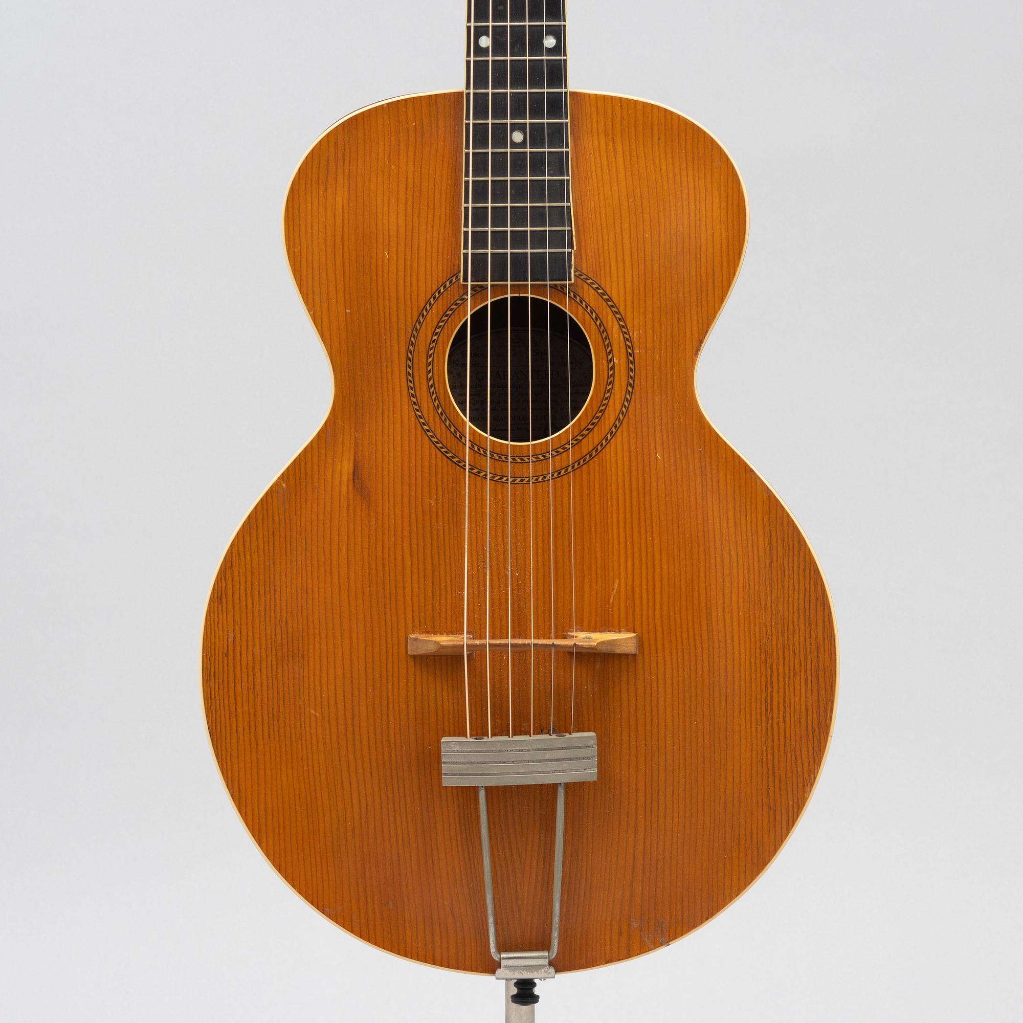 Gibson, "L-1", acoustic guitar, 1912, USA.