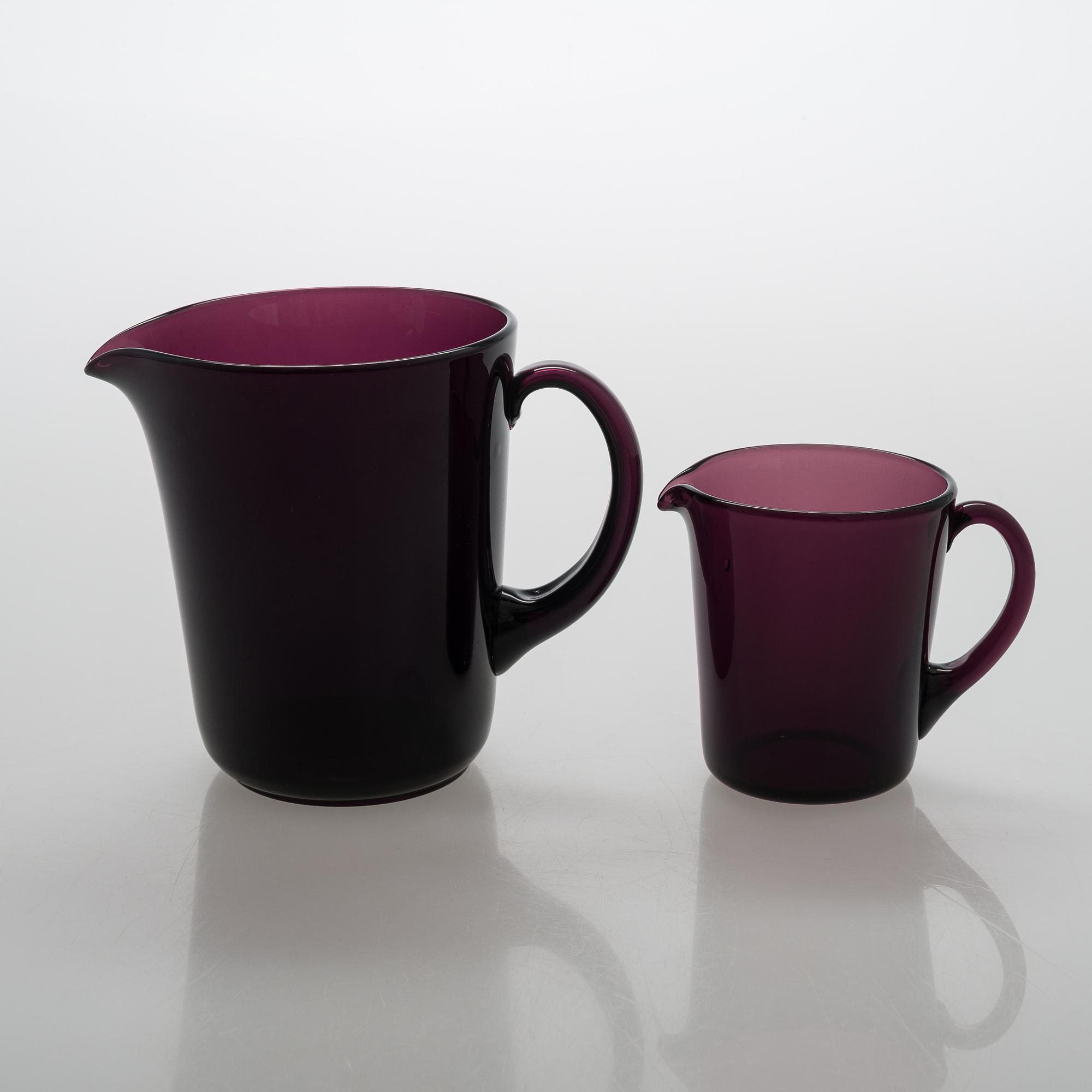 Mid 20th century dinking glasses 10+6 an d two jugs among other Iittala.