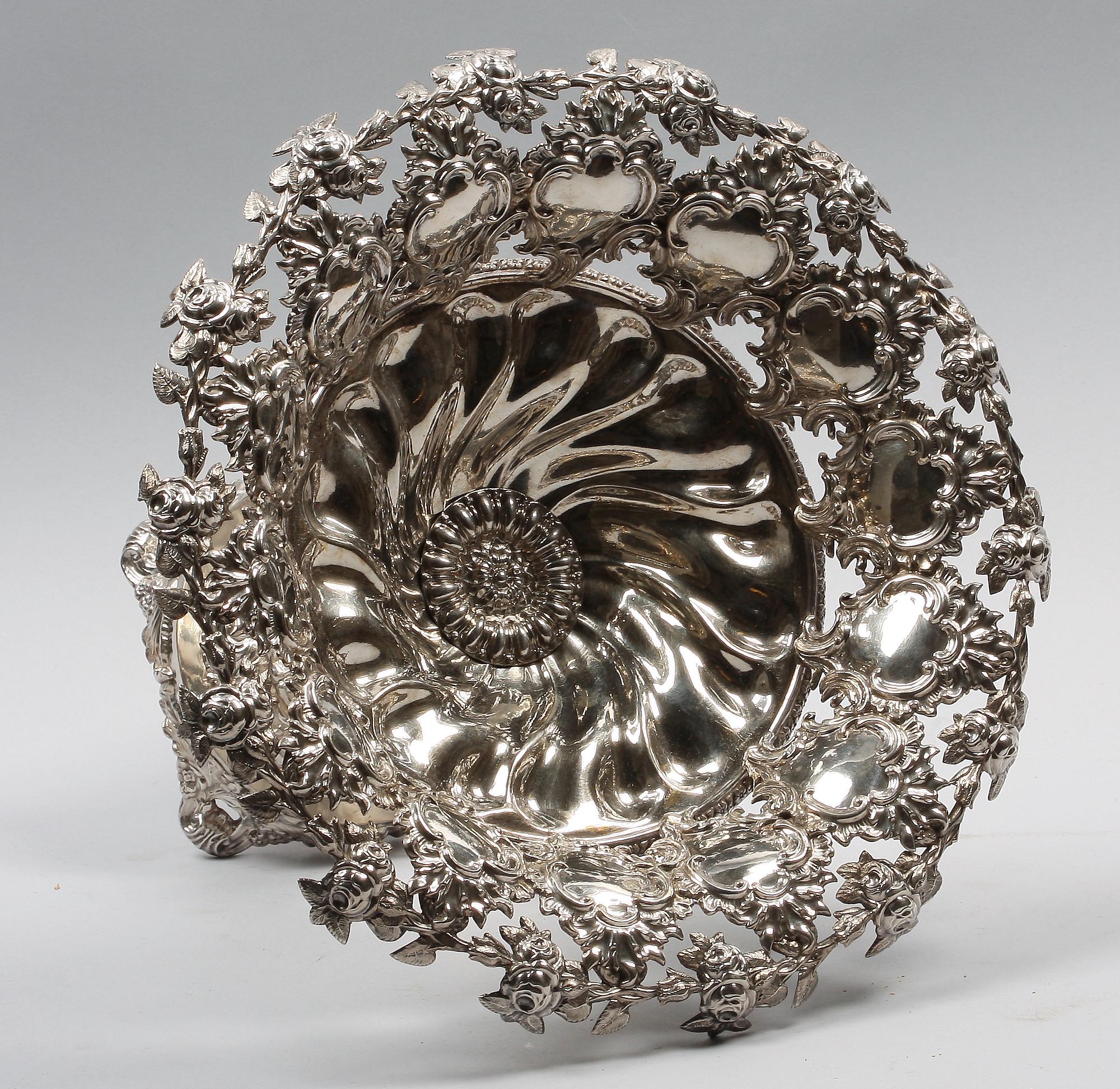 UPPSATSSKÅL, silver, senempire/nyrokoko, Gustaf Möllenborg, Stockholm 1843.