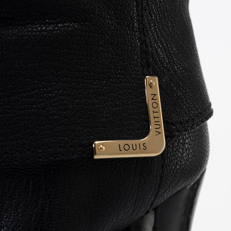 Louis Vuitton, boots, "Queen Grained Leather High Boots", size 37.