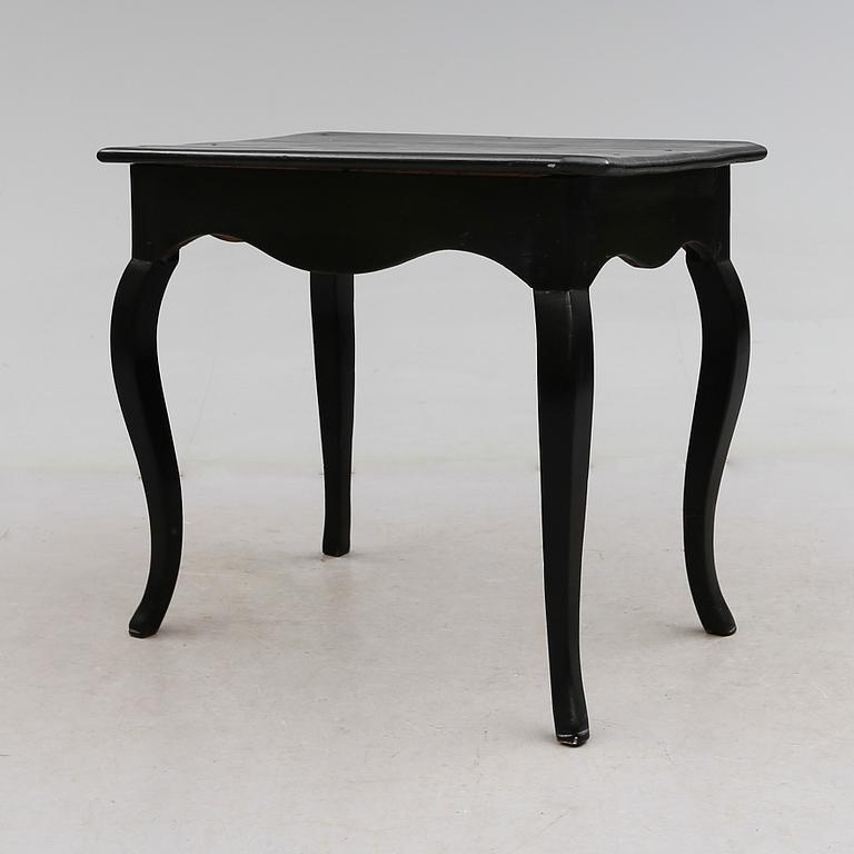 BORD, rokoko, 1700-talets andra hälft.