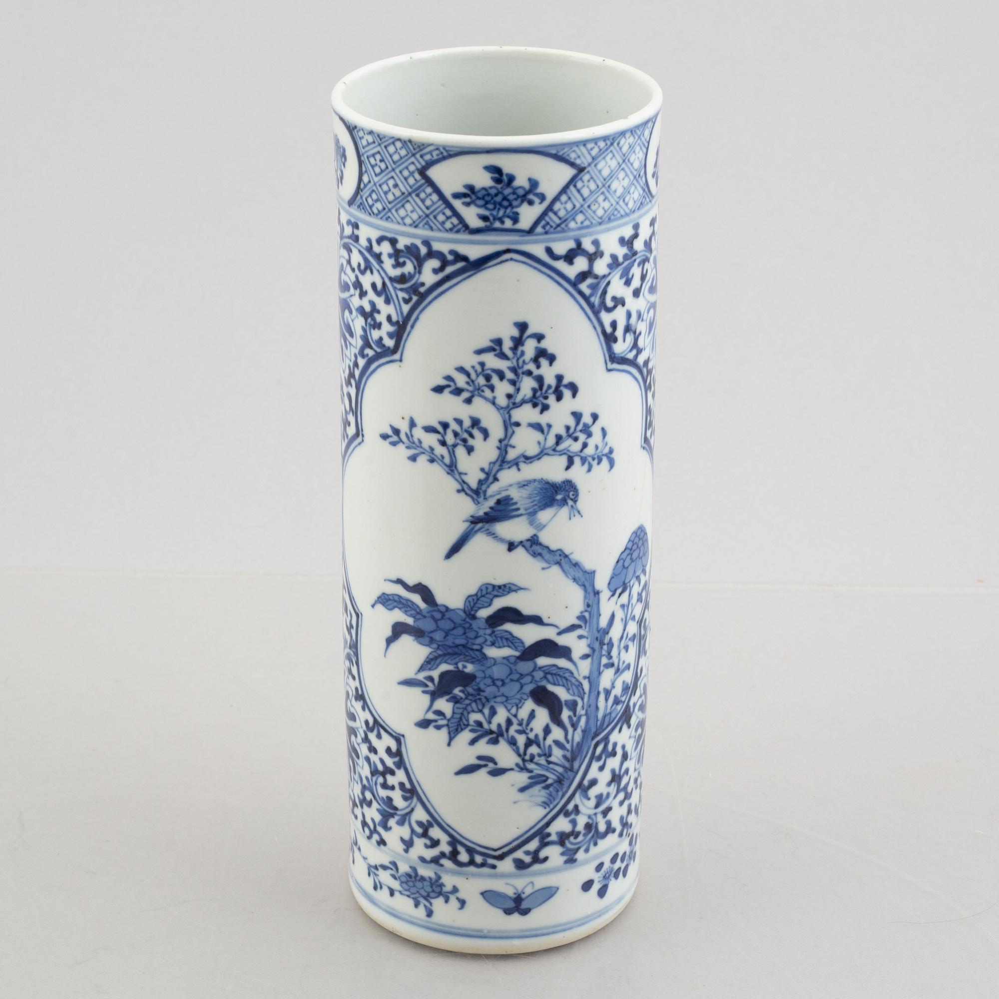 Vas, porslin, Kina, Qingdynastin, 1800-tal.