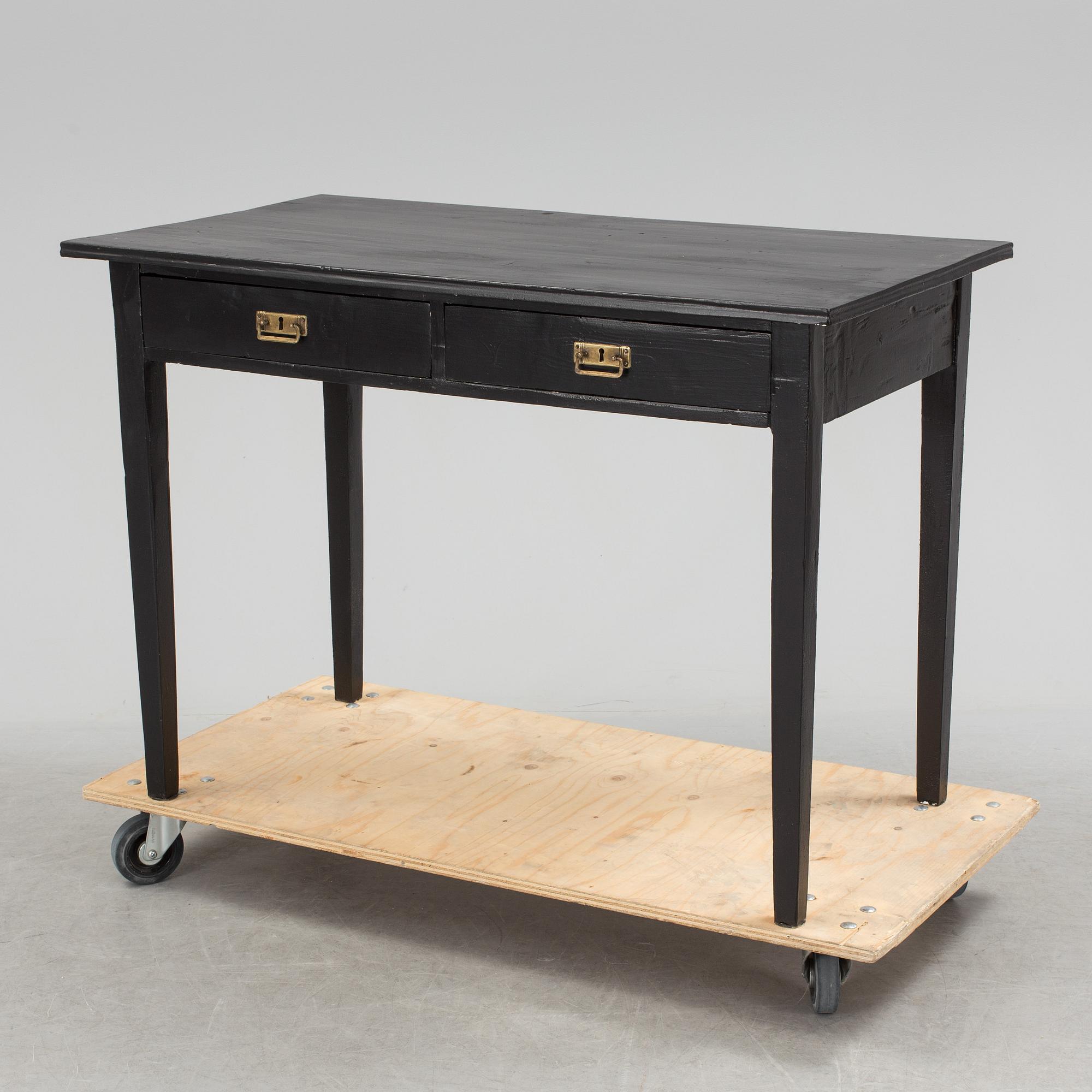 An early 1900s table.