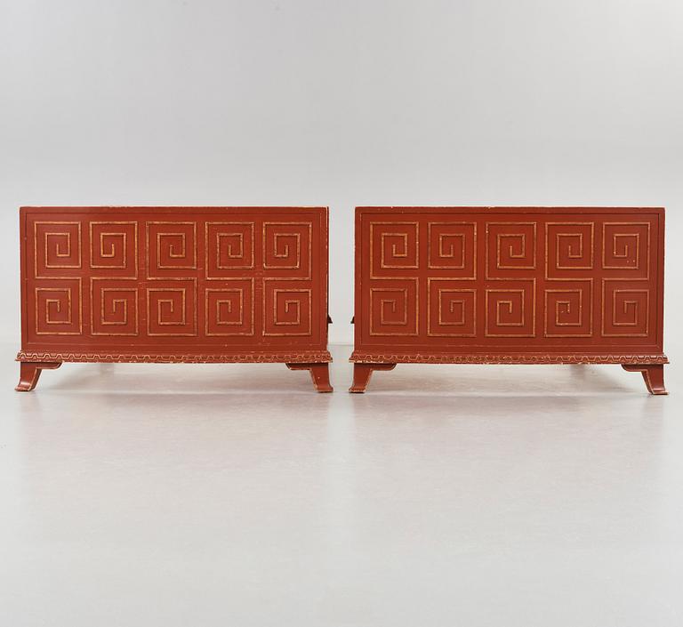 Axel Einar Hjorth, a pair of Swedish Grace 'Åbo' chinese red bed frames, Nordiska Kompaniet, ca 1929-30.