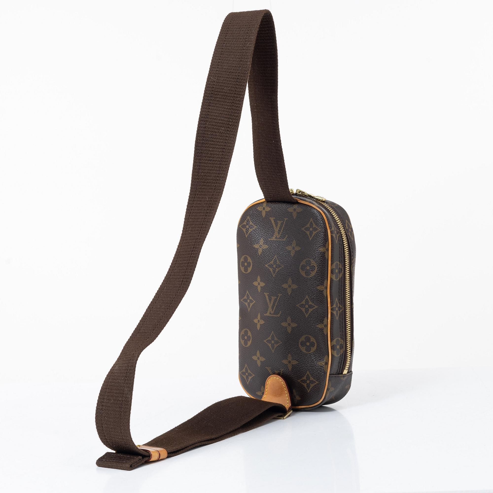 Louis Vuitton, a belt bag, 'Ganju', 2009.