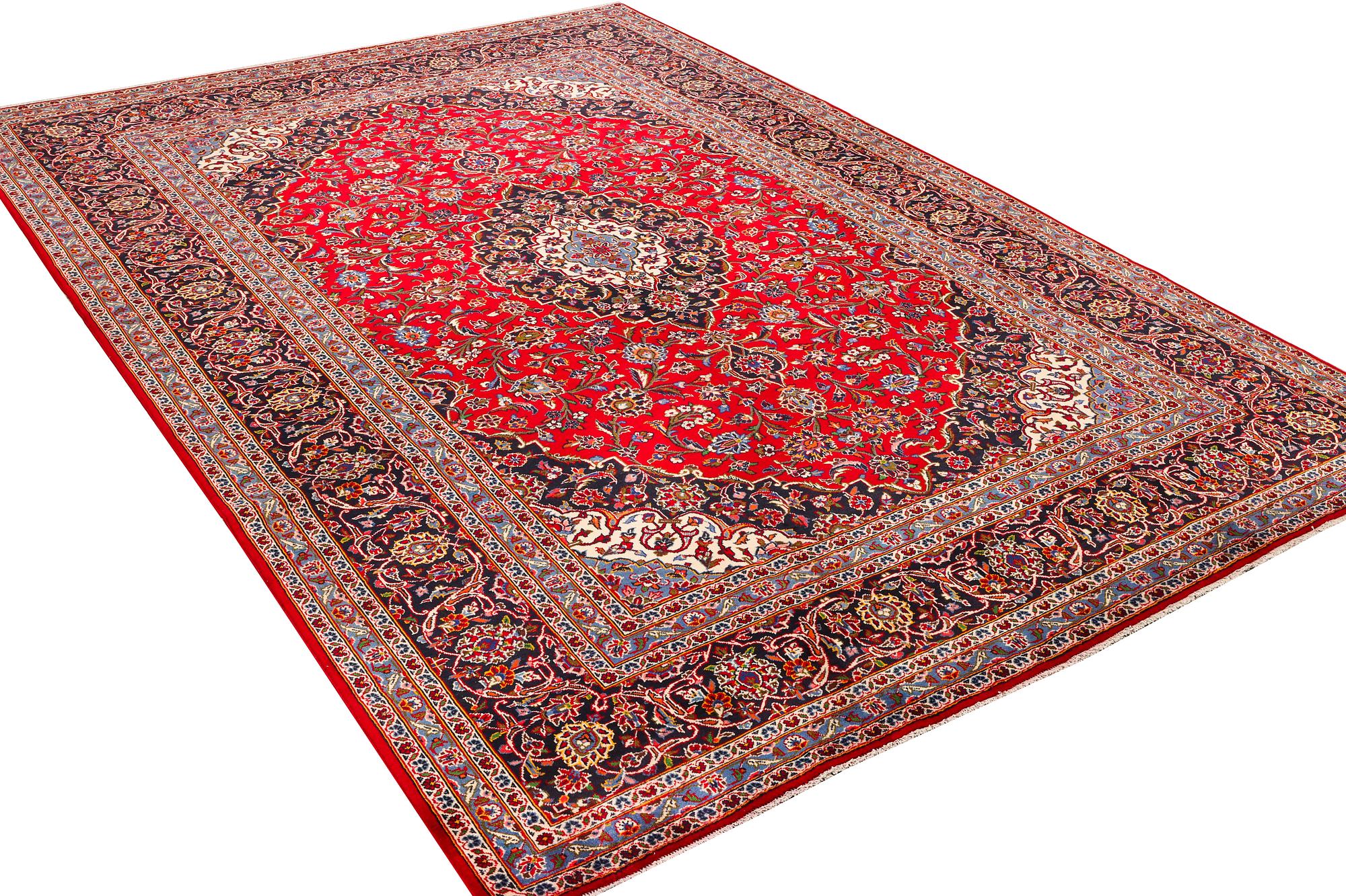 A Keshan carpet, c. 363 x 254 cm.
