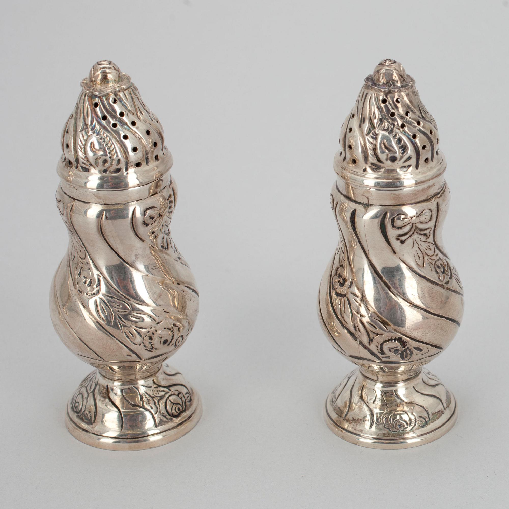 STRÖARE, 3 st, silver, en med finska och svenska stämplar, 1950-tal. Tot. vikt 284 g.