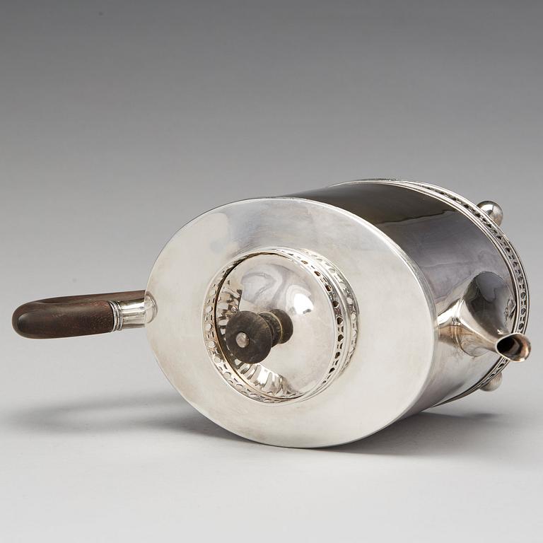 Gustaf Georg Rehnberg, tekanna, större, silver, Norrköping 1807. Sengustaviansk.