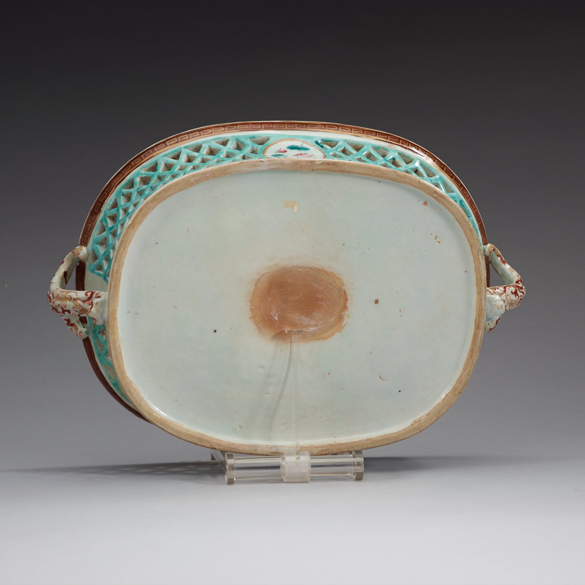 GALLERKORG, kompaniporslin. Qing dynastin, Qianlong (1736-95).