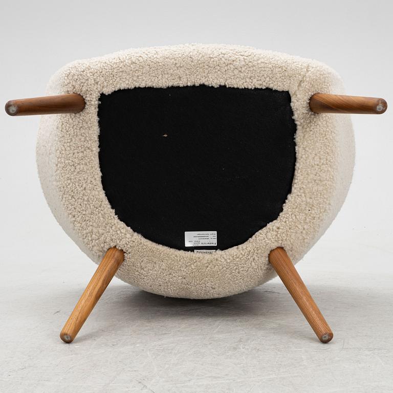 Nanna Ditzel, fåtölj, "Ditzel Lounge Chair 2631",  Fredericia Furniture, Danmark, samtida.