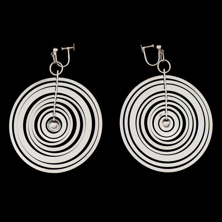 Tapio Wirkkala, A PAIR OF EARRINGS, "Silver Moon", silver. Kultakeskus 1971.