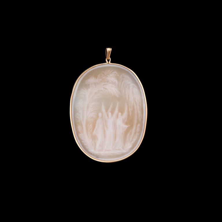 Eva Gyldén, A CAMEO / PENDANT, 18K gold, signed Eva Gyldén 1944. A. Tillander, Helsinki. Weight 8 g.