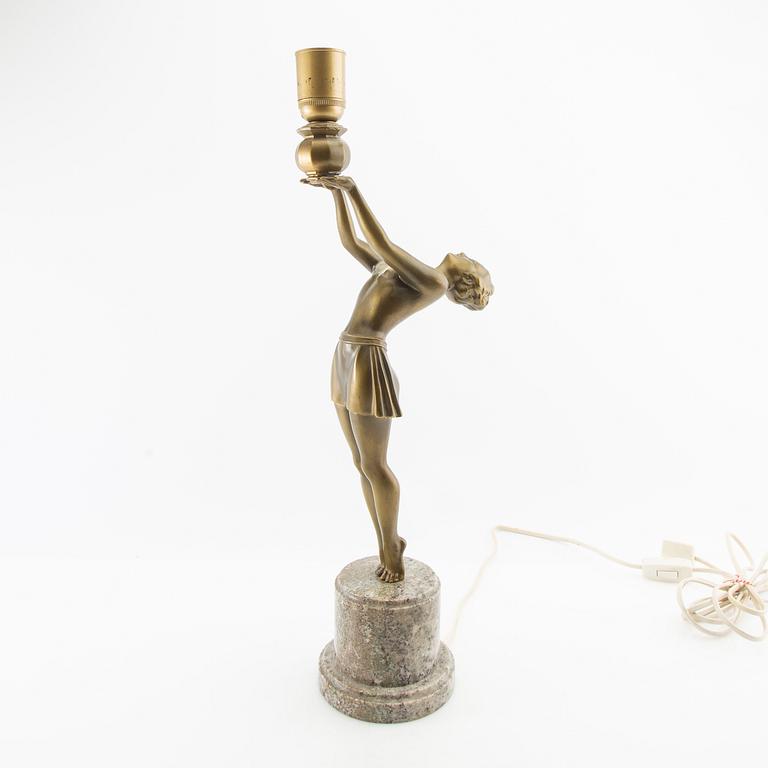 Bordslampa troligen Malmö Lampfabrik Art Deco 1900-talets första hälft.