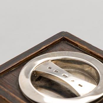 Bertel Gardberg, tedosa, teak och lock i silver, märkt BRG, silver 916H, Helsingfors 1957.