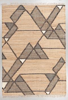 Matto, flat weave, ca  250 x 179 cm.