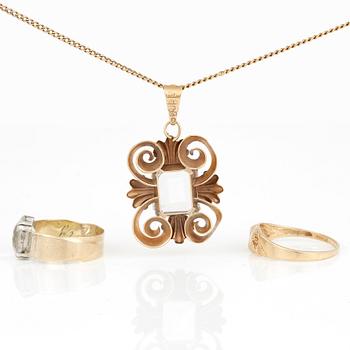 HÄNGE, KEDJA samt RINGAR, Sverige, 18K guld.
