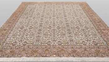 Matta, silke kashmir, ca 365 x 273 cm.