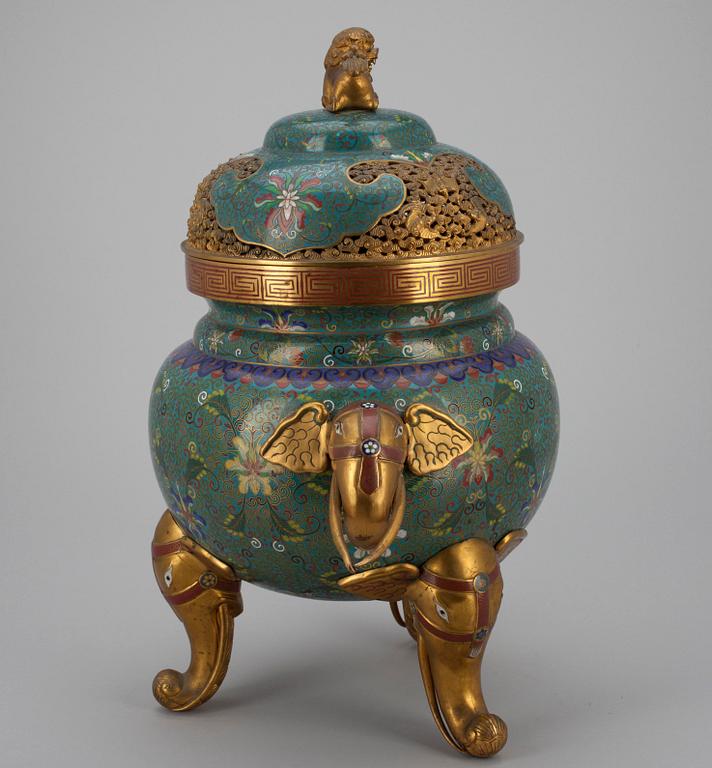 RÖKELSEBRÄNNARE, Cloisonné emalj, Kina 1910-1930, signerade Lao Tian Li.