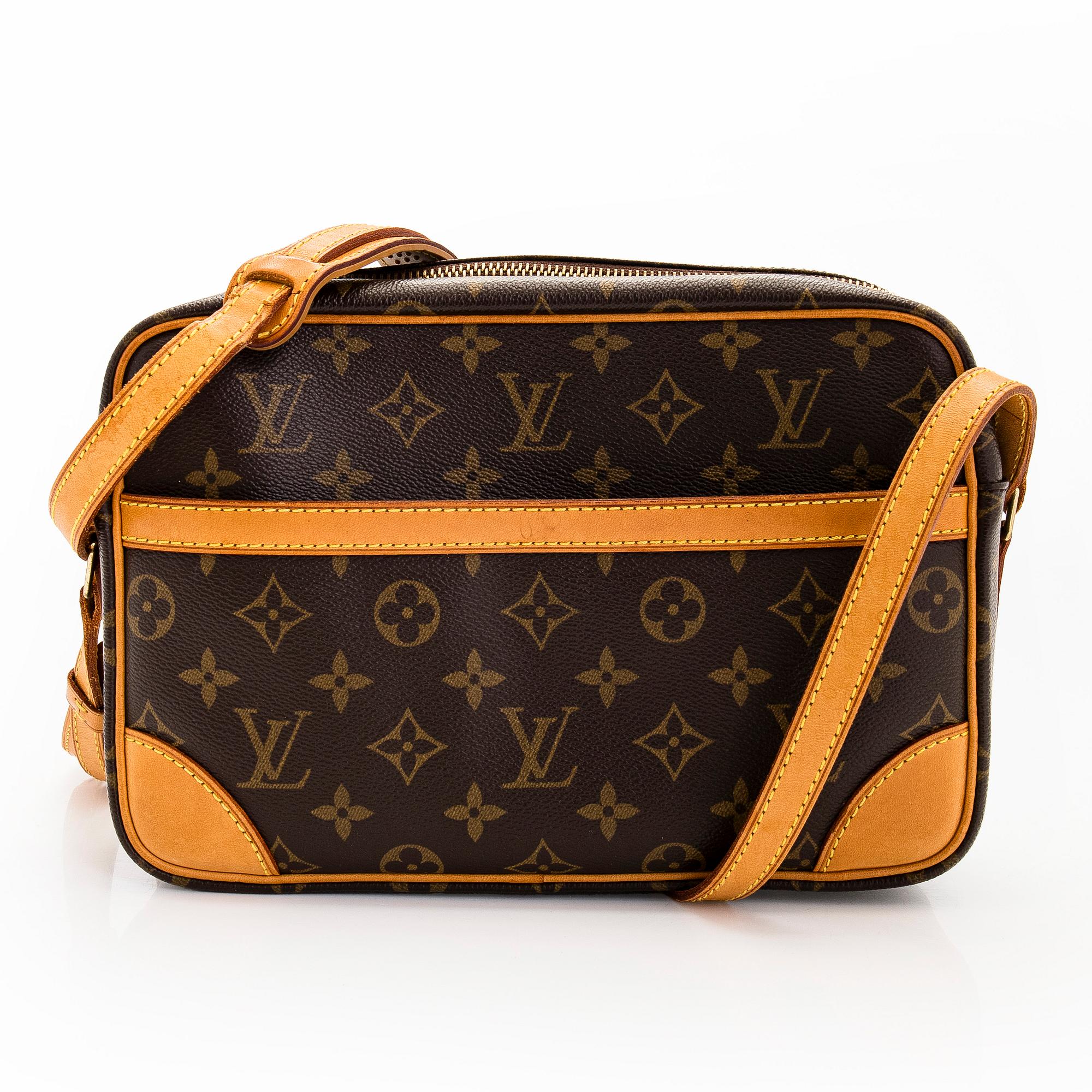 Louis Vuitton, a Monogram Canvas 'Trocadero 27' Bag.
