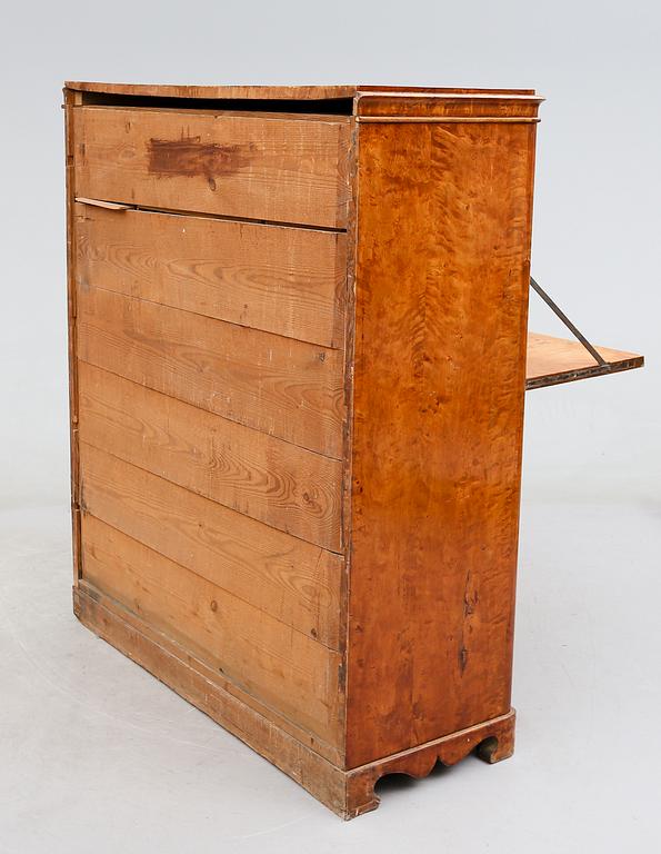 CHIFFONJÉ, 1800-talets mitt.