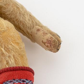 a Steiff teddy bear, Germany, first half of the 20th century.