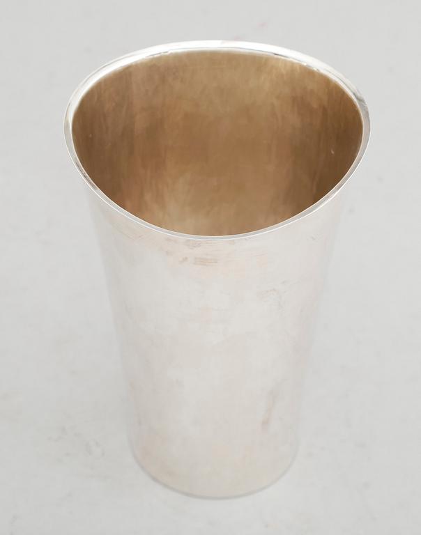 VAS, silver, E Löfman, MGAB, Uppsala 1983. Vikt ca 372 g.