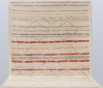 A carpet, Morocco design, approx. 381 x 283 cm.
