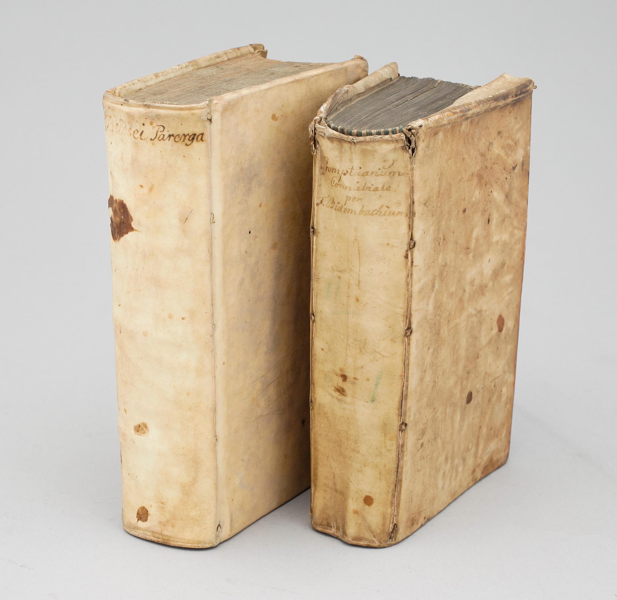 BÖCKER, 2 st, bla "Promptuarium Connubiale hoc est Thematum...", av Felix Bidembach, Tübingen 1605.