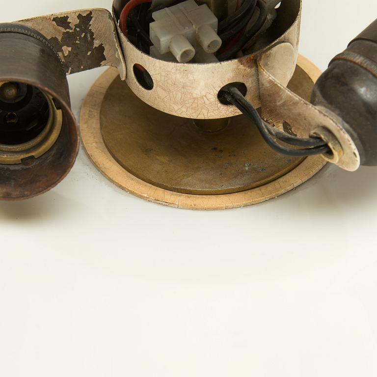 Paavo Tynell, taklampa, modell 9045 Idman 1900-talets mitt.