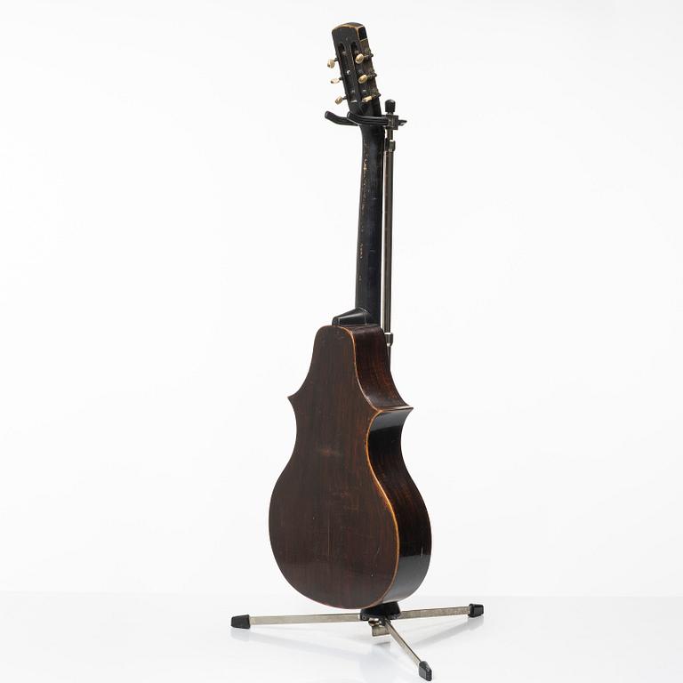 Acoustic guitar, "Wappengitarre", 19th century, Germany.