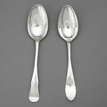 SKEDAR 2 stycken, silver. Olof Yttraeus, Uppsala 1777 och 1809. Total vikt ca 85 gram.