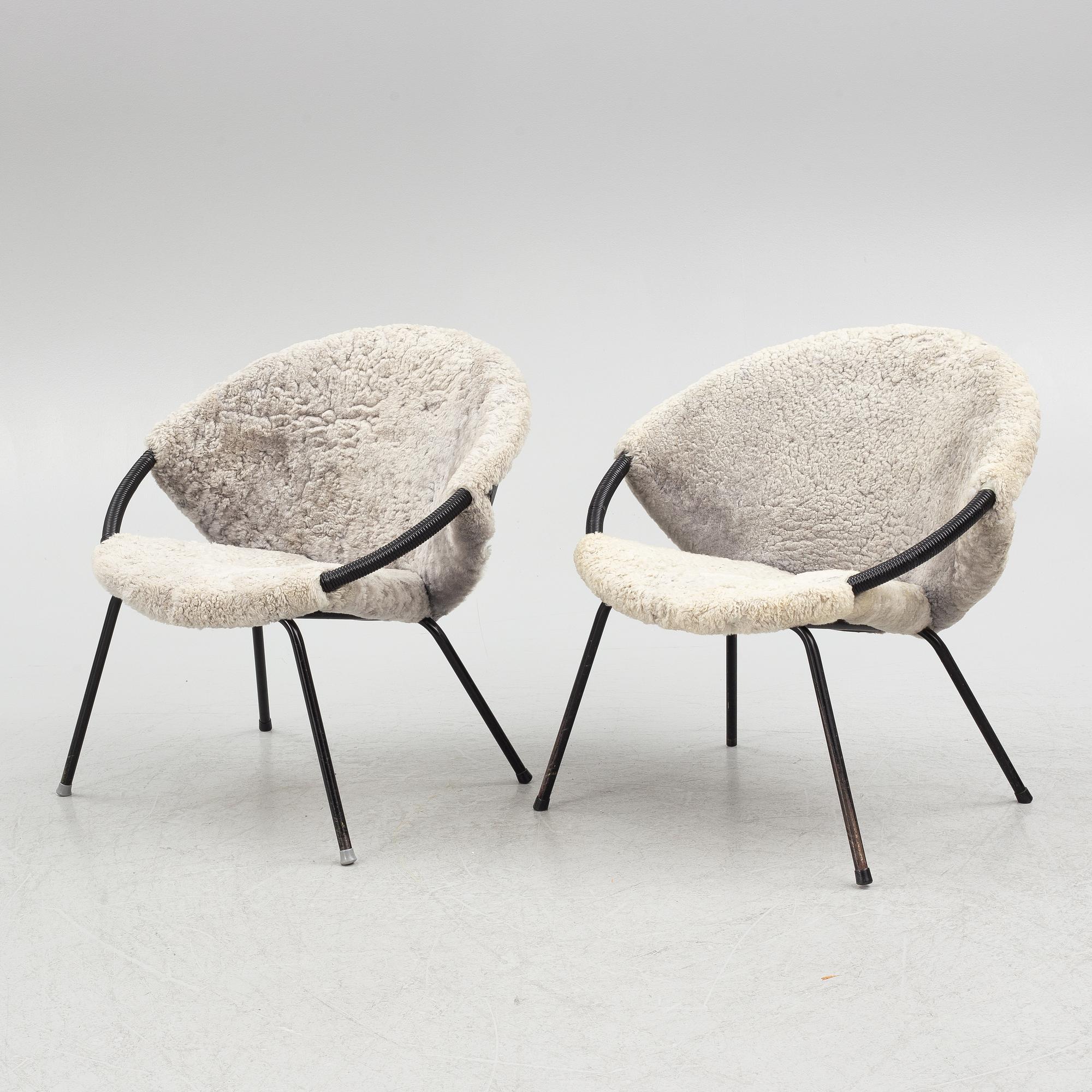 Armchairs, a pair, second half of the 20th Century.